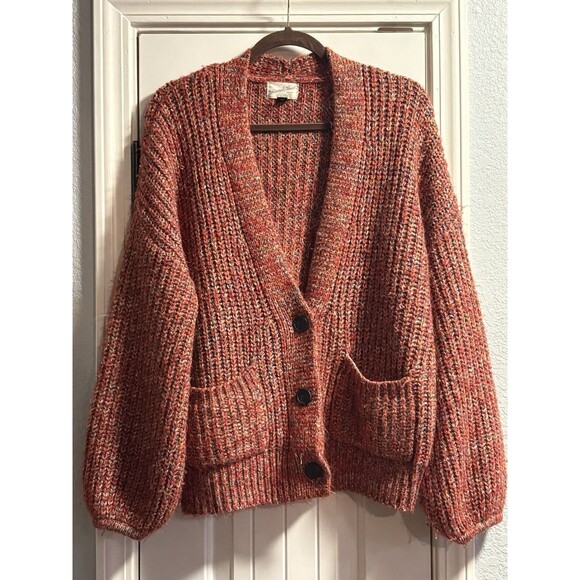 Universal Thread Target Women's V-neck Red Blend Button Cable Cardigan Small - Picture 1 of 7